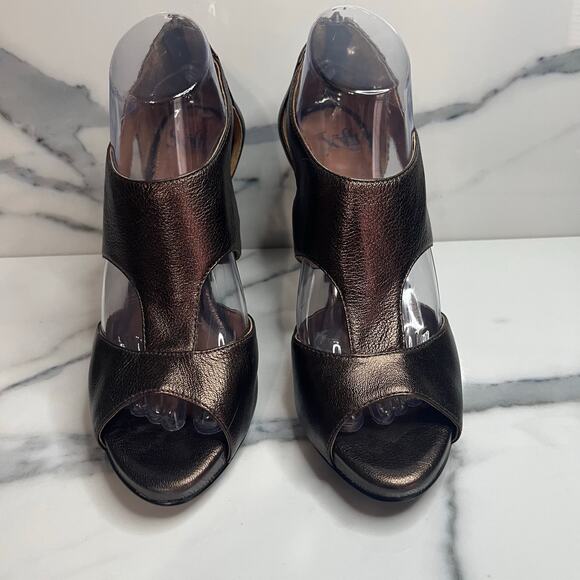 Sofft Wmns Bronze Metallic Leather Premier Heel Sandals Sz 9 PeepToe Date Night - Picture 2 of 7